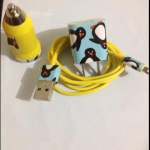 Customized Colored Cute Penguin I Phone 4/4s..